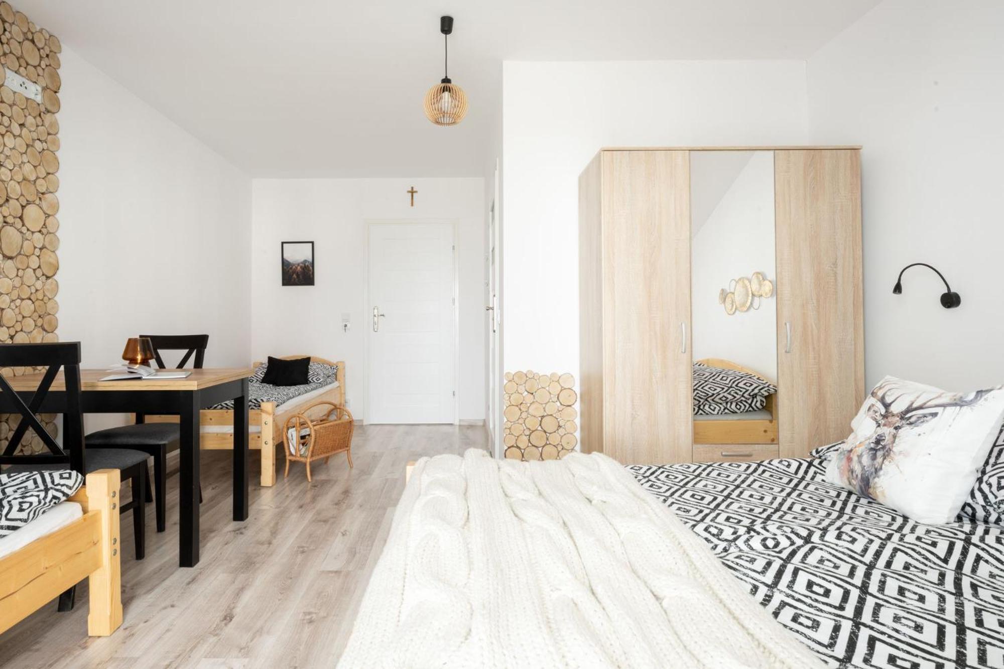 Ferienwohnung Dw Pod Zlotym Kasztanem Trybsz Exterior foto